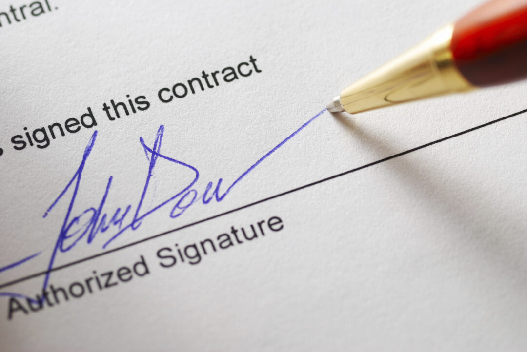 IT Professionals: 3 Essential Contracts that You Should Always Get in Writing