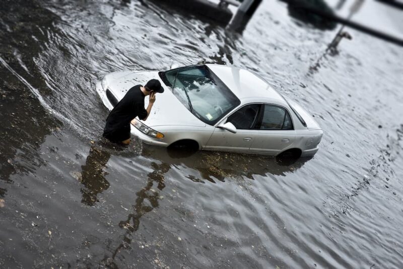 7 Tips to Protect Commercial Vehicles This Hurricane Season